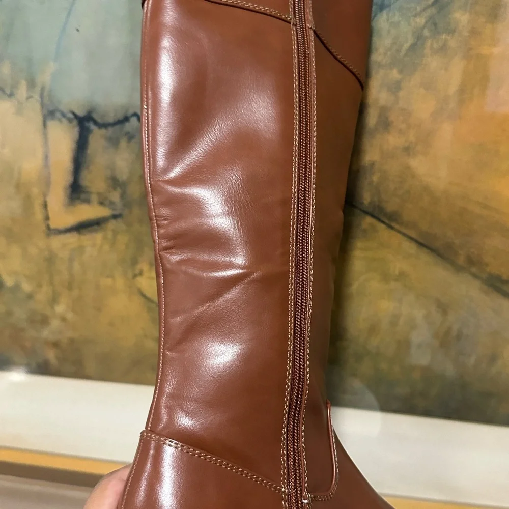 🌸TOMMY HILFIGER🌸 Shyenne Boots In Brown Size: 5.5